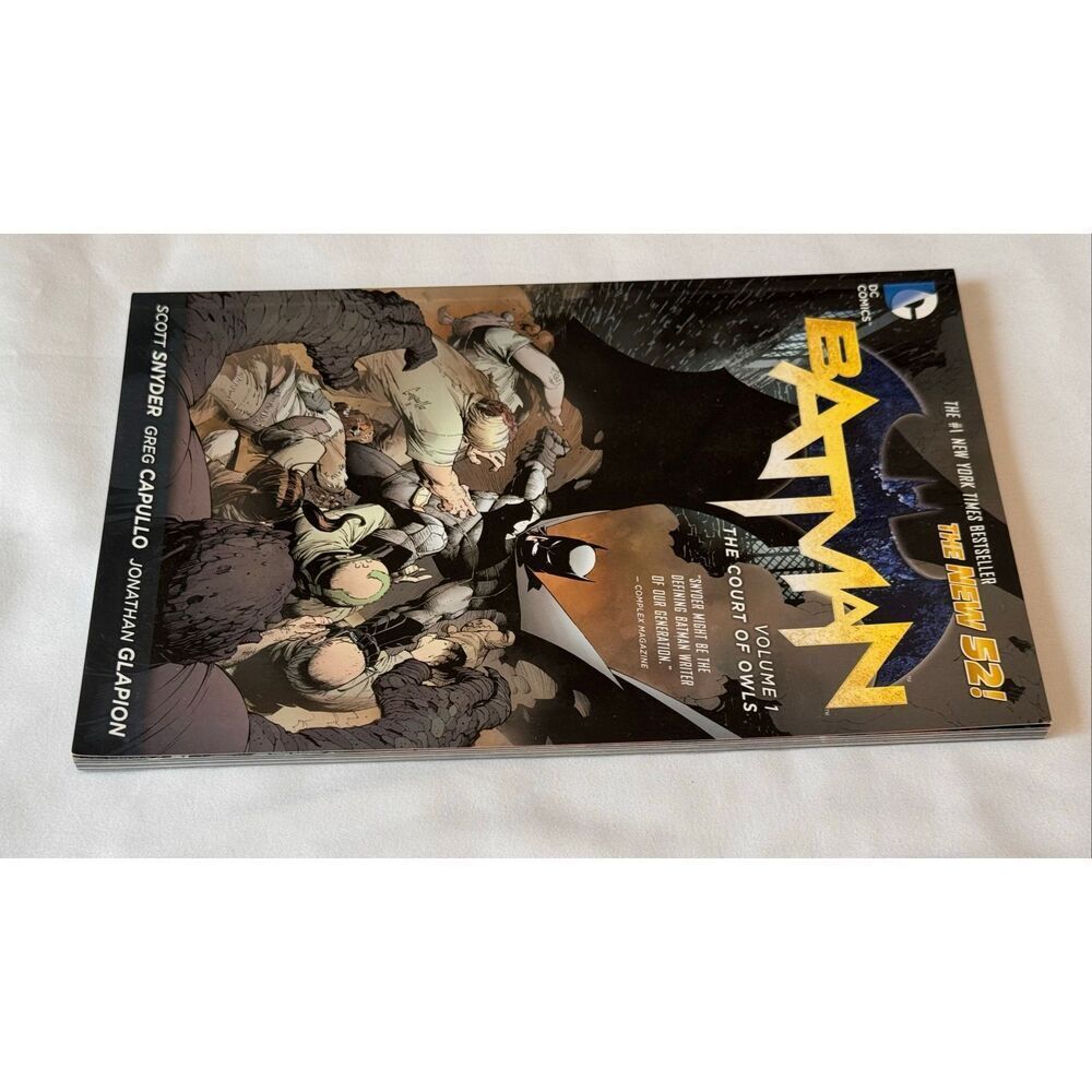Batman Vol 1 The Court of Owls The New 52 DC Comics 2012 Paperback Scott Snyder - Picture 3 of 10